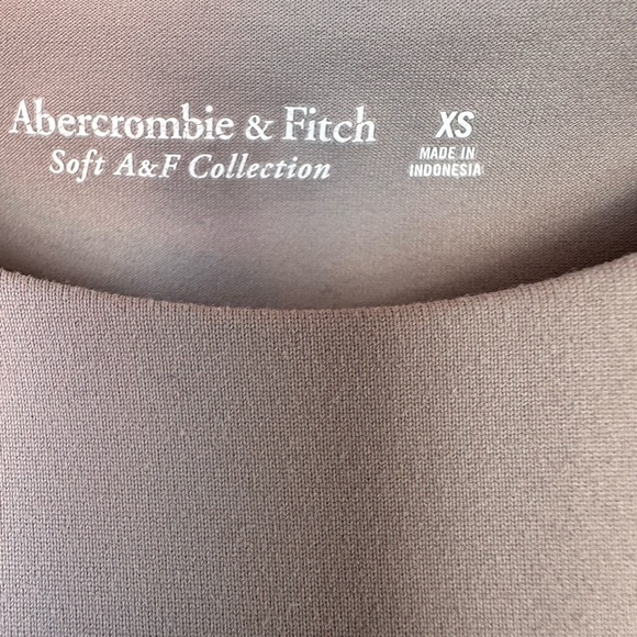 ABERCROMBIE & FITCH Soft Collection Bodysuit in Taupe - Picture 2 of 6